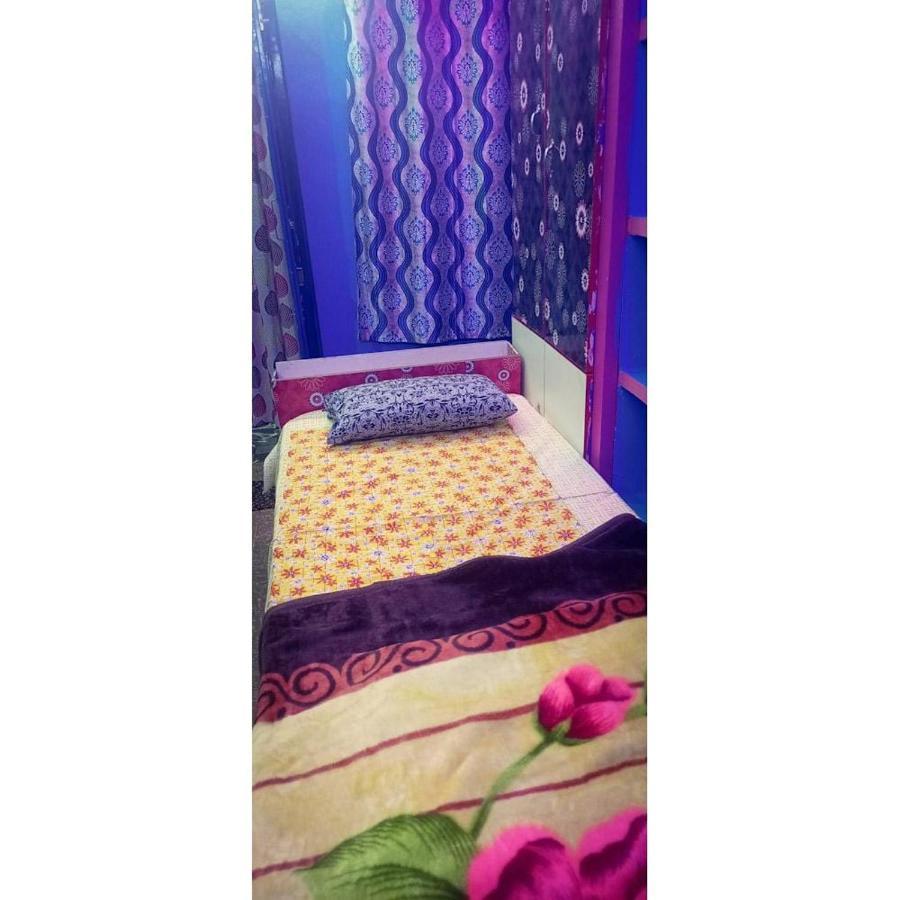 Linga Classic Homestay Kanchipuram Dış mekan fotoğraf